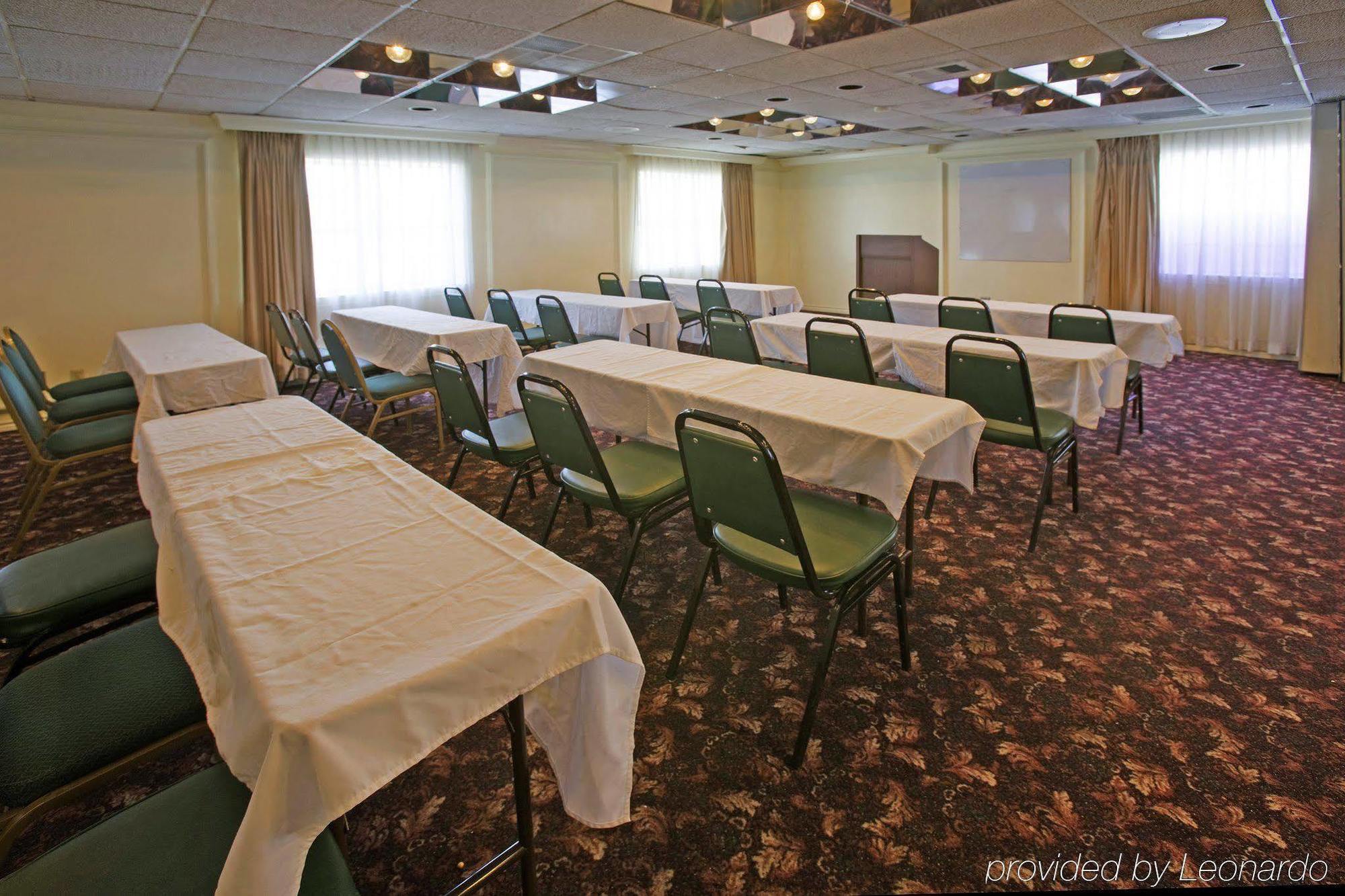 Americas Best Value Inn And Suites North Farmers Branch Zařízení fotografie