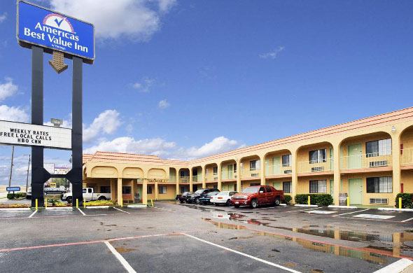 Americas Best Value Inn And Suites North Farmers Branch Exteriér fotografie
